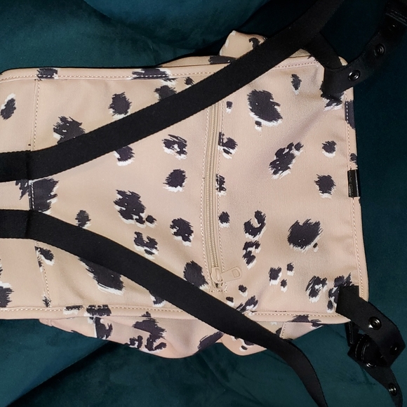 State Backpack - Picture 7 of 10